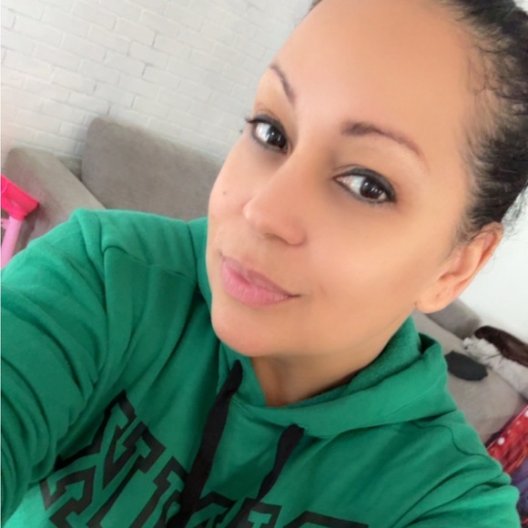 Meet your Posher, Yokasta - Picture 3 of 4